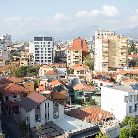 David Center Apartment Tiranë Luaran gambar