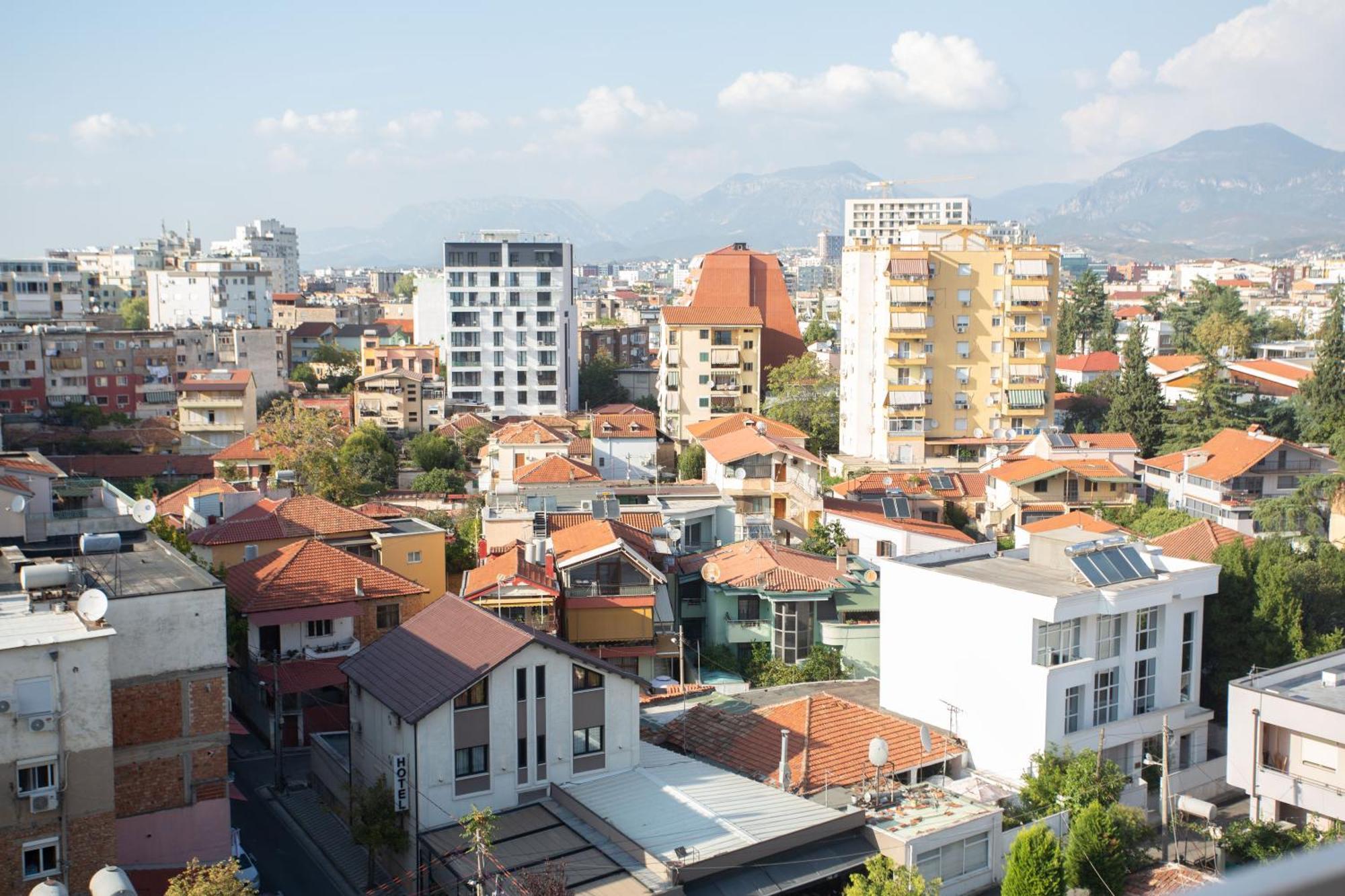 David Center Apartment Tiranë Luaran gambar